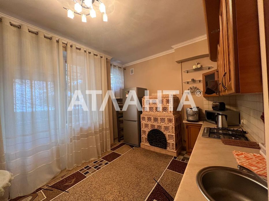 Продаж 3-кім.кв. в польському люксі вул. Вітовського+36 кв.м.підвал