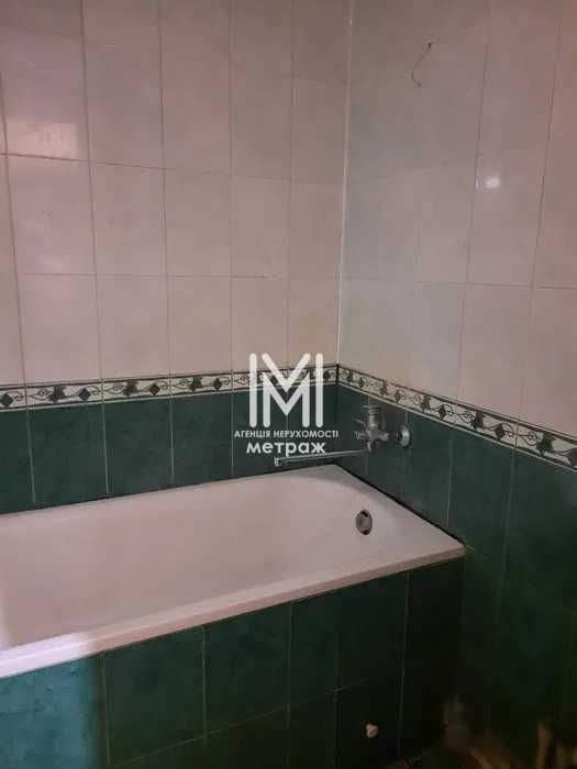 продам 1 к. квартиру пр-т. Байрона, Героев Сталинграда Новые Дома