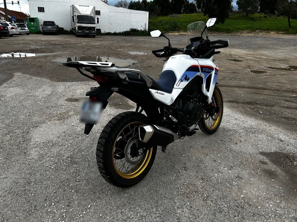 Honda Transalp 750