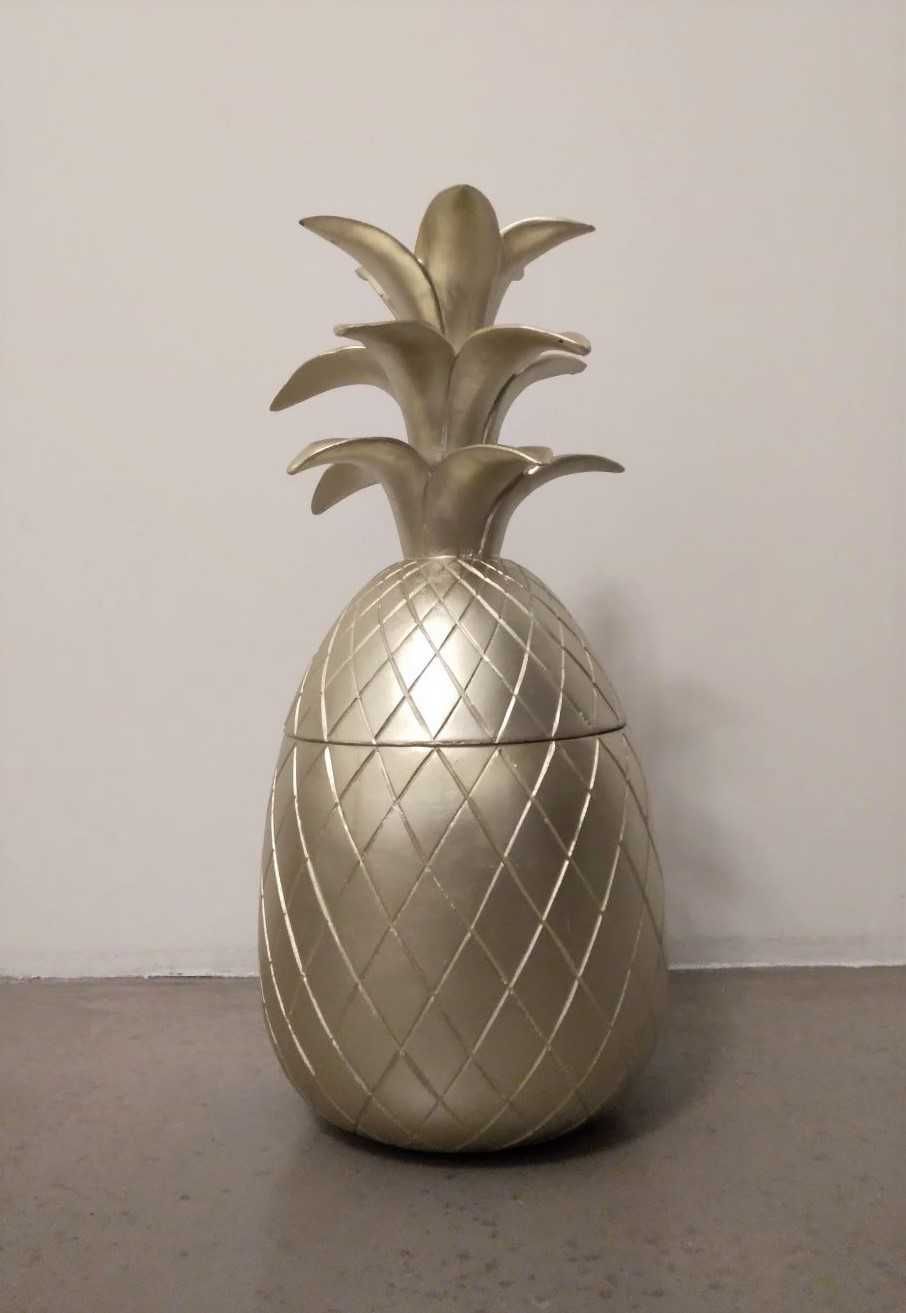 Figurka/pojemnik "Ananas"