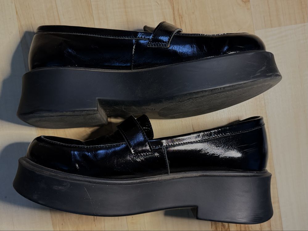 Loafersy Massiv (39)