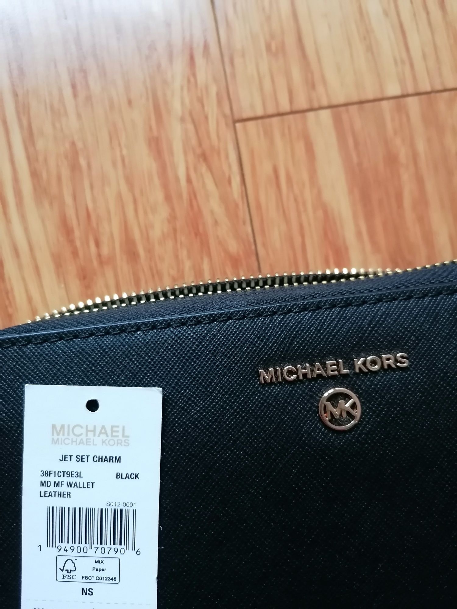 Nowy, piękny, skórzany portfel Michael Kors.