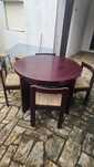 Mesa de Jantar de Madeira Mociça