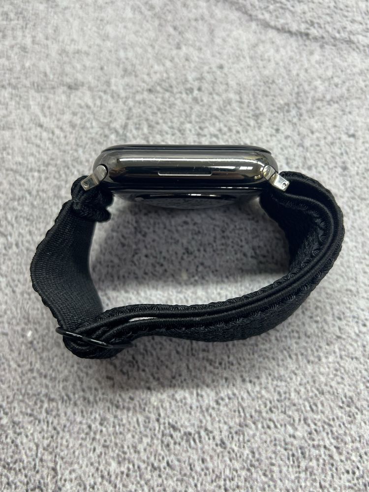 Apple Watch 8 + LTE 45mm Stainless Steel