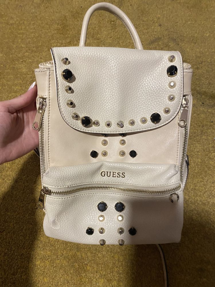 Mochila          Guess