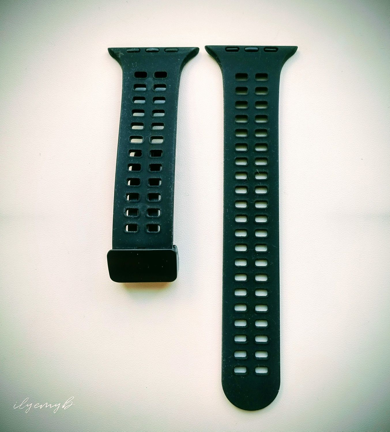 Магнітний ремінець для Apple watch ultra 2 Пропоную лот в описі.