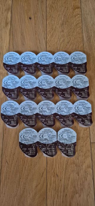Soczewki Dailies TOTAL1 (18 szt) -2,0