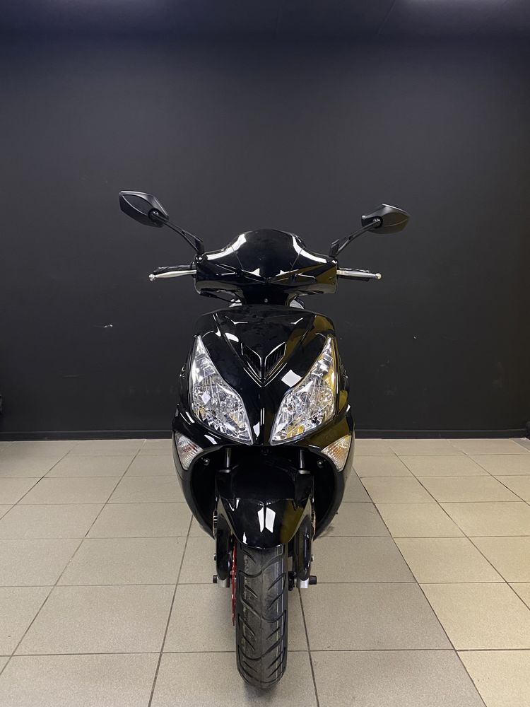 Скутер SPARK SP150S-17R