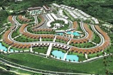 Portimão Lote para 2 moradias com Liç. a Pagamento