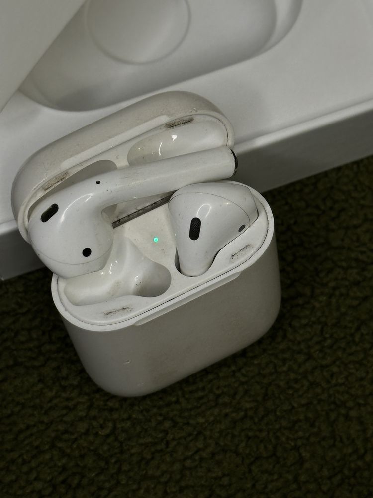 Airpods 1 (оригинал) срочно