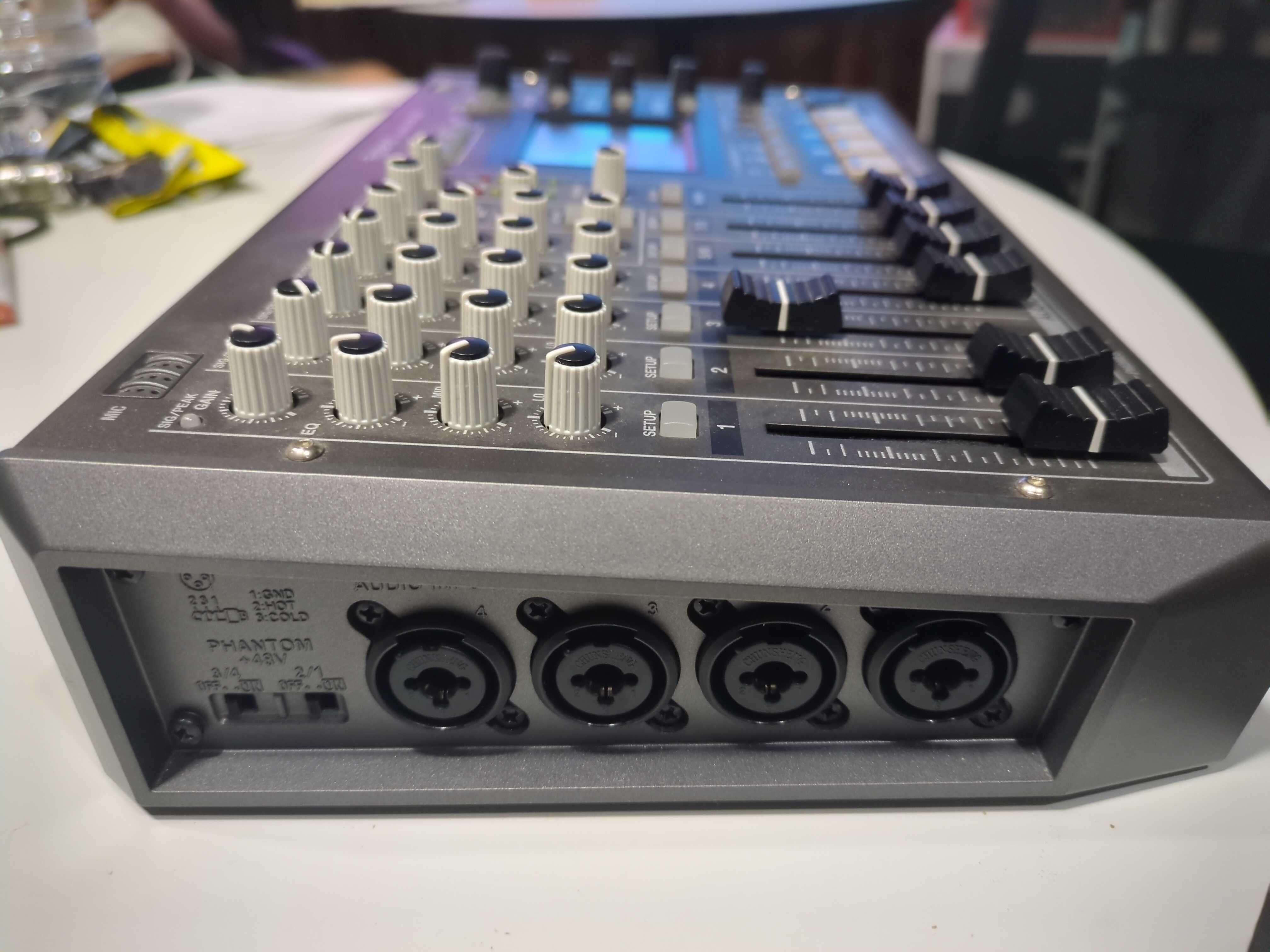 Roland AV Mixer VR-3EX