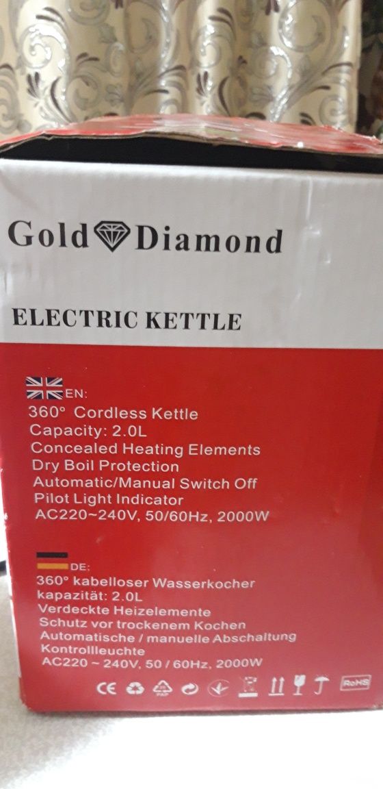 Электрочайник Golden Diamond TK00028