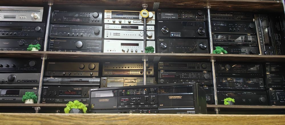 Касетний програвач Sony TC-WR520