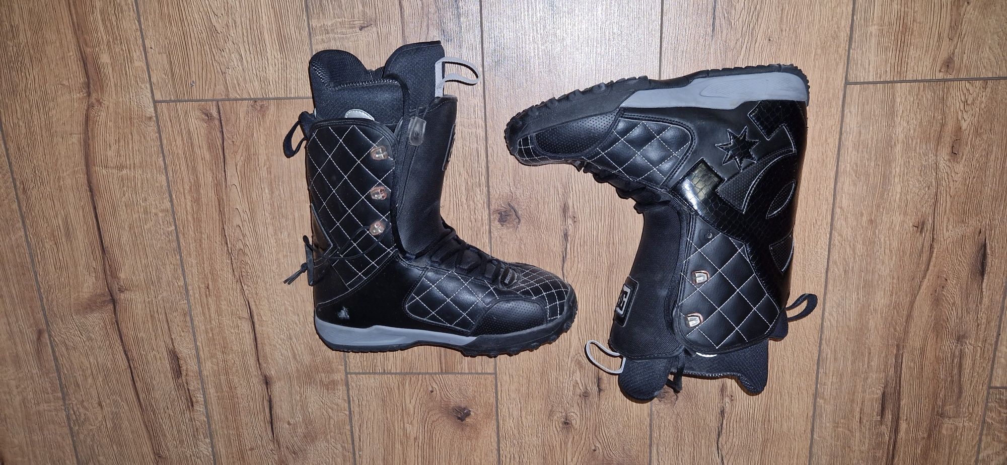 Buty snowboardowe DC