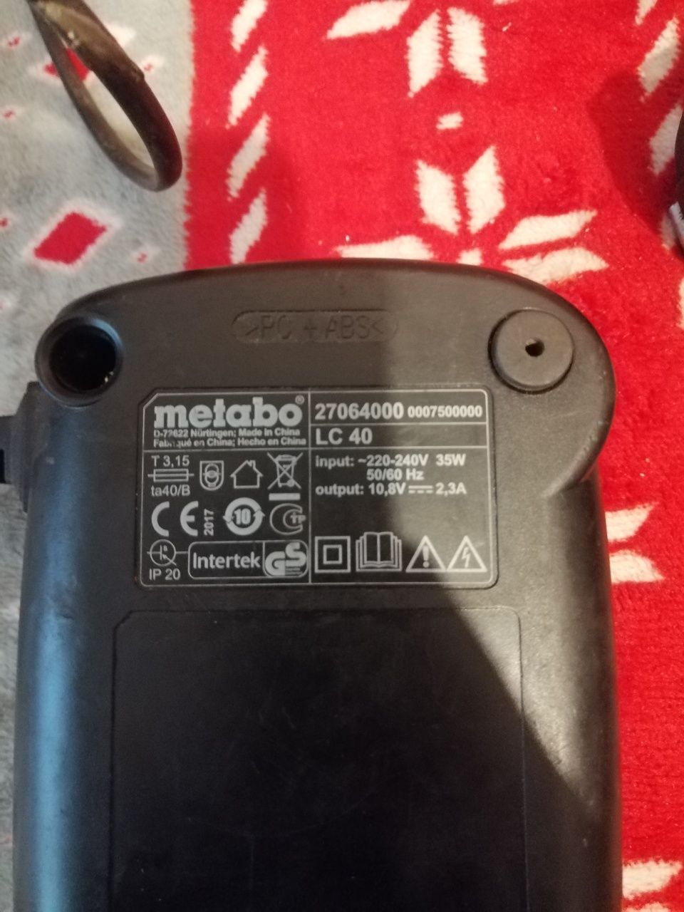 Продам шуруповерт metabo