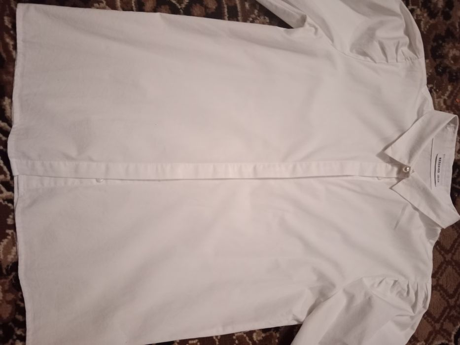 Biała koszula z Reserved