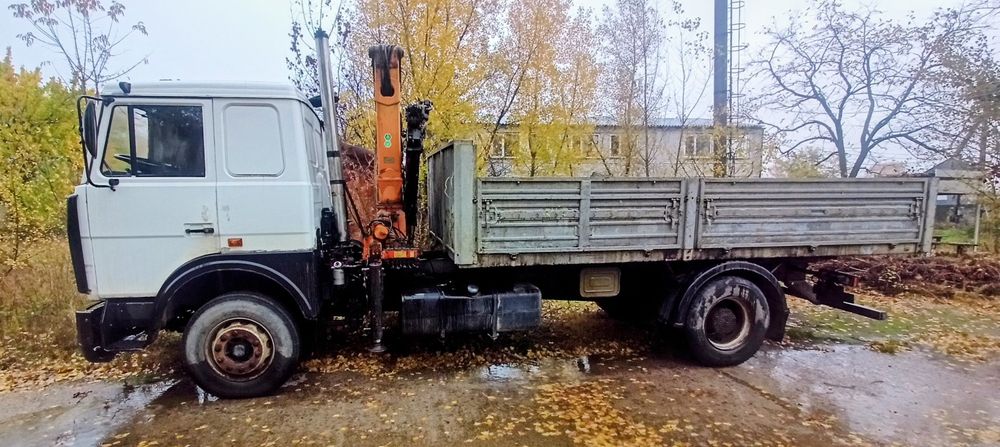 МАЗ кран маніпулятор.