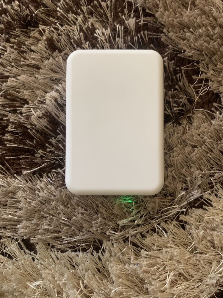 Портативний зарядний пристрій Power Bank MagSafe