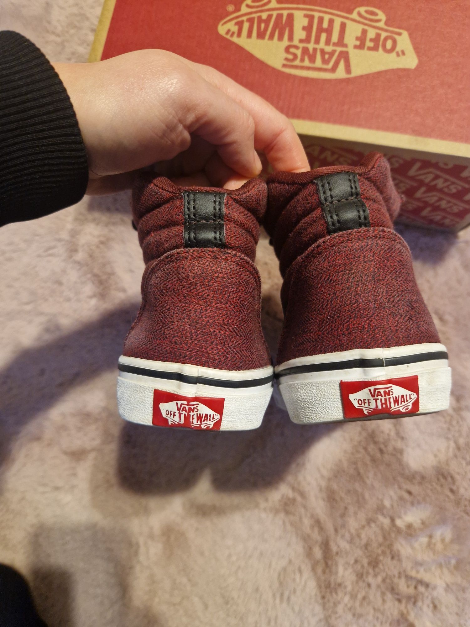 Buty za kostkę firmy Vans