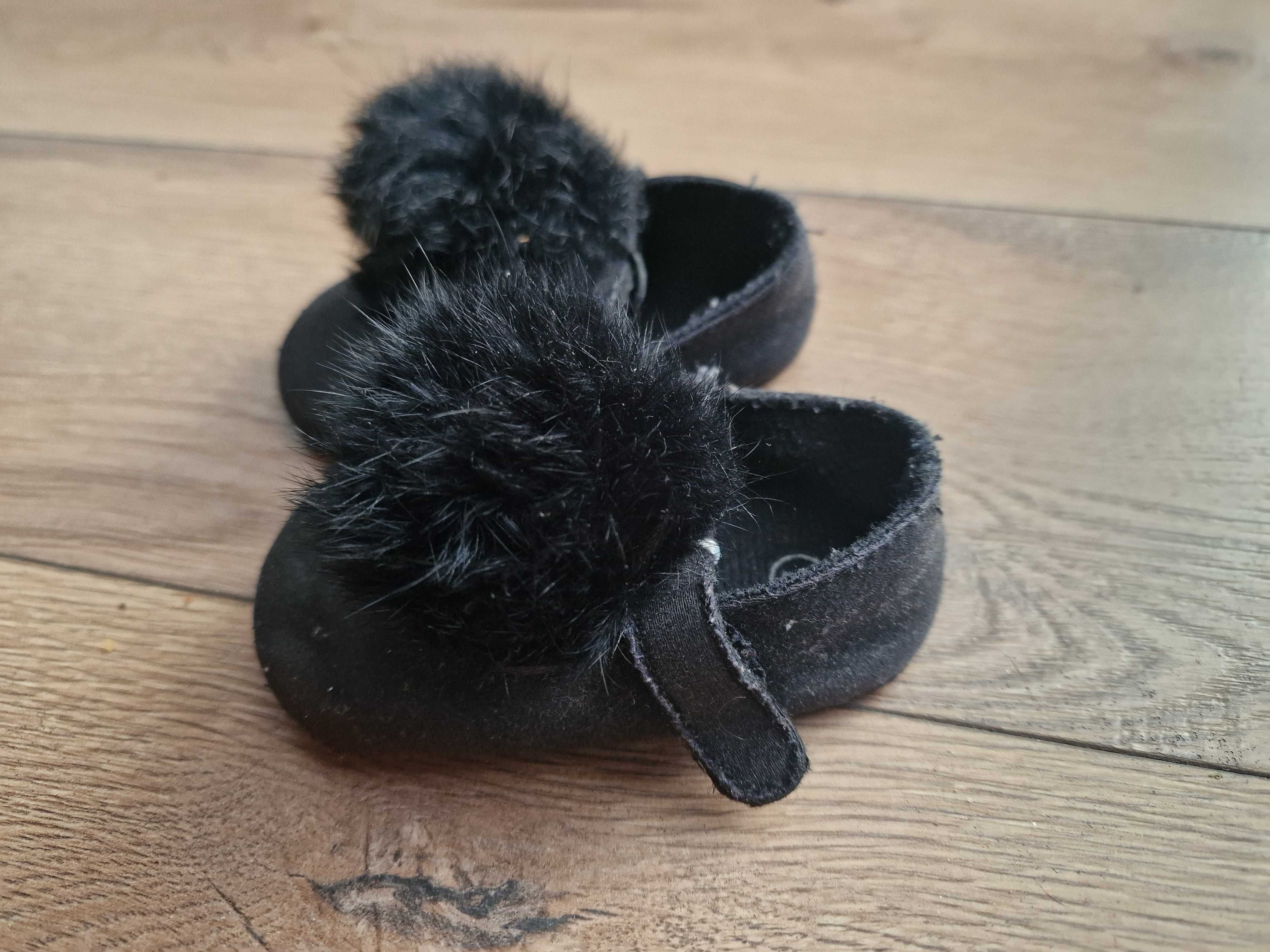 Buciki niechodki balerinki czarne eleganckie