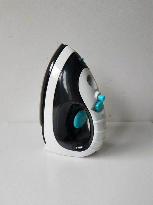 Żelazko zabawkowe ze spryskiwaczem na wodę dźwięk pary światło