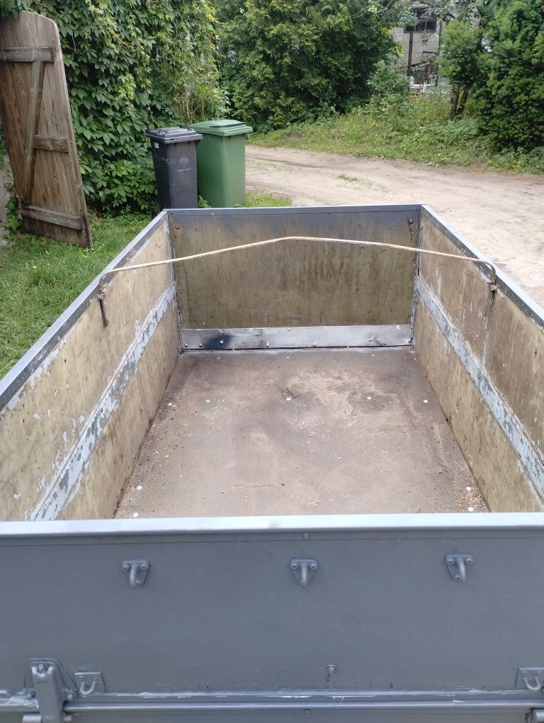 Przyczepa przyczepka samochodowa Westfalia 750kg
