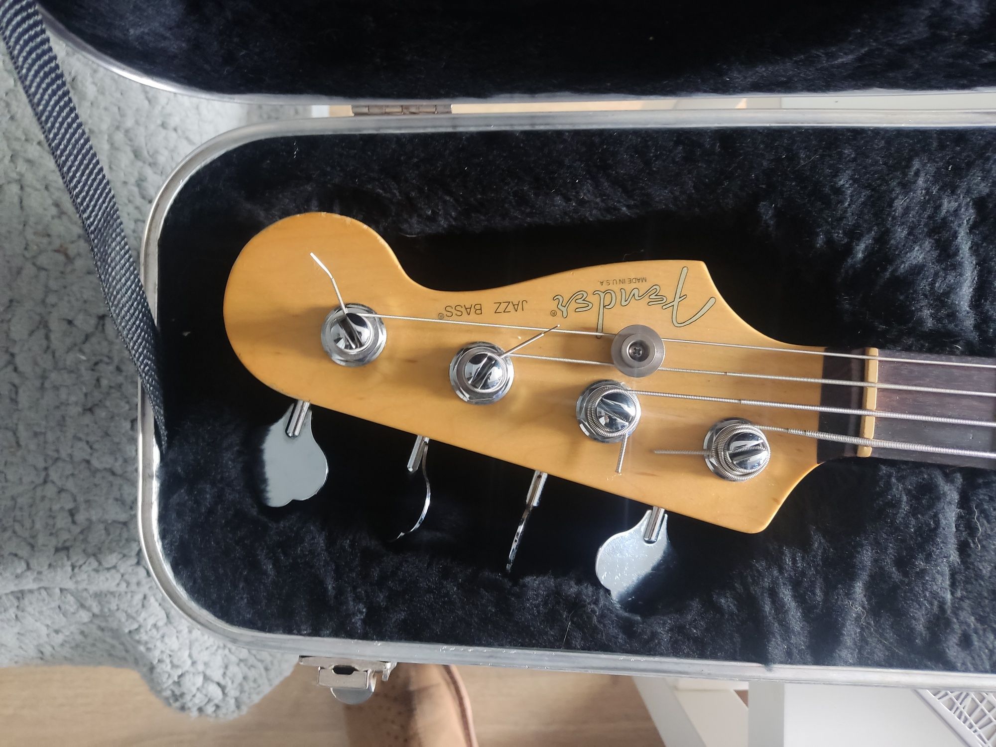 Fender jazz bass USA 1996 + Fender BXR300