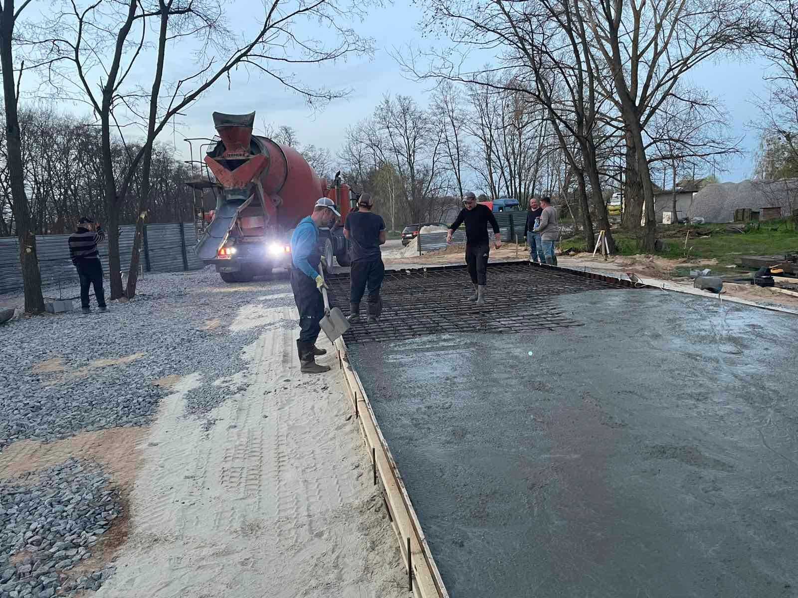 Фундамент,ремонт внутрішні-зовнішні роботи. Сендвіч-панелі. Під ключ.