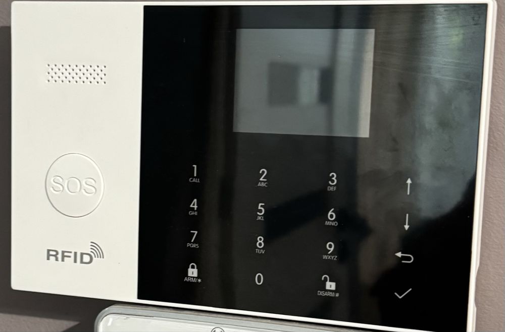 Alarm do domu  bezprzewodowy
