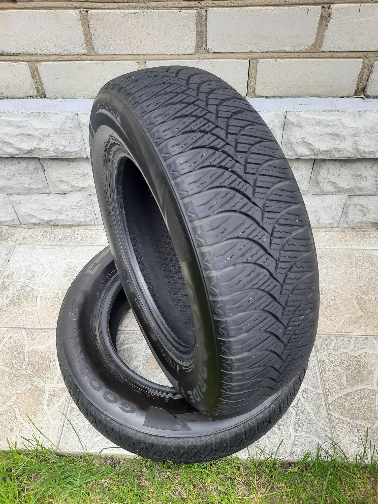Шини всесезонні Goodride Elite Z401 ,175 70 R14