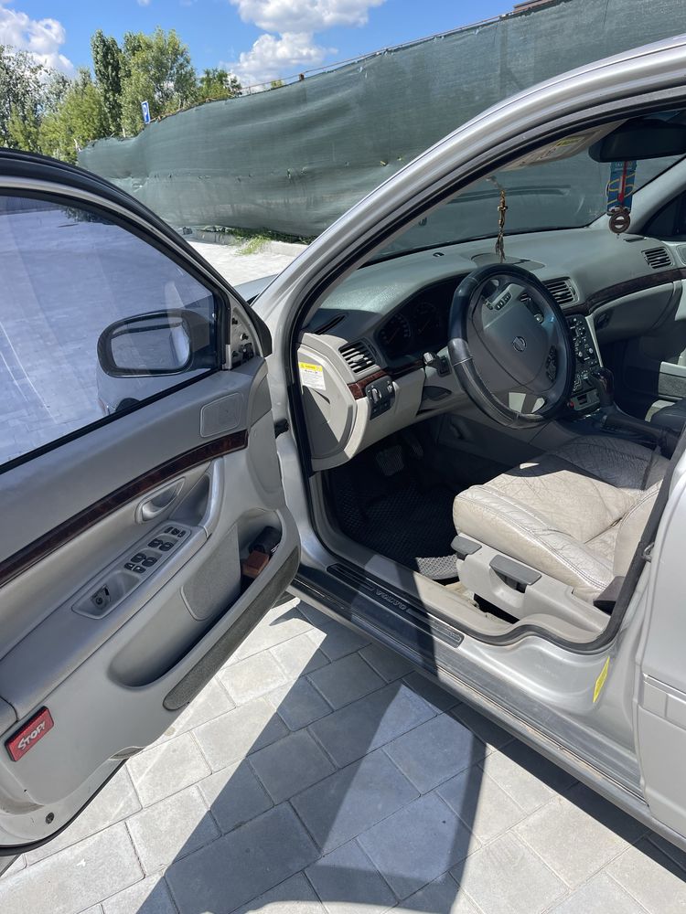 Продам Вольву S80
