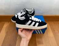 Czarne, codzienne buty w rozmiarze 38