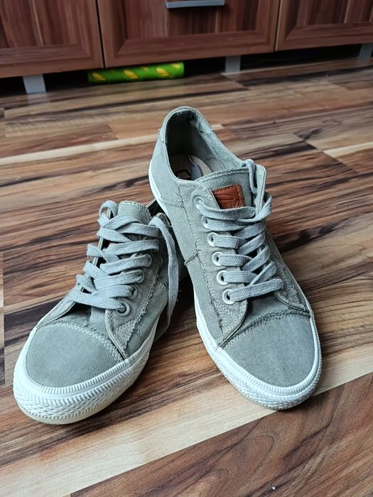 Trampki Cult 40 zadbane