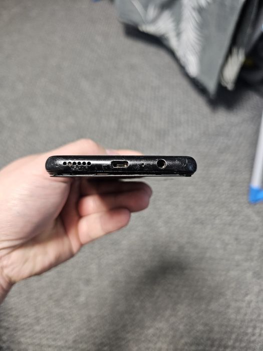 Продам смартфон Huawei Y6p MED-LX9N