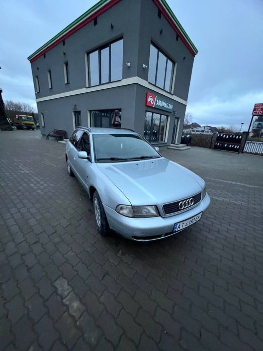 Audi A4 c5 1.6 газ бензин