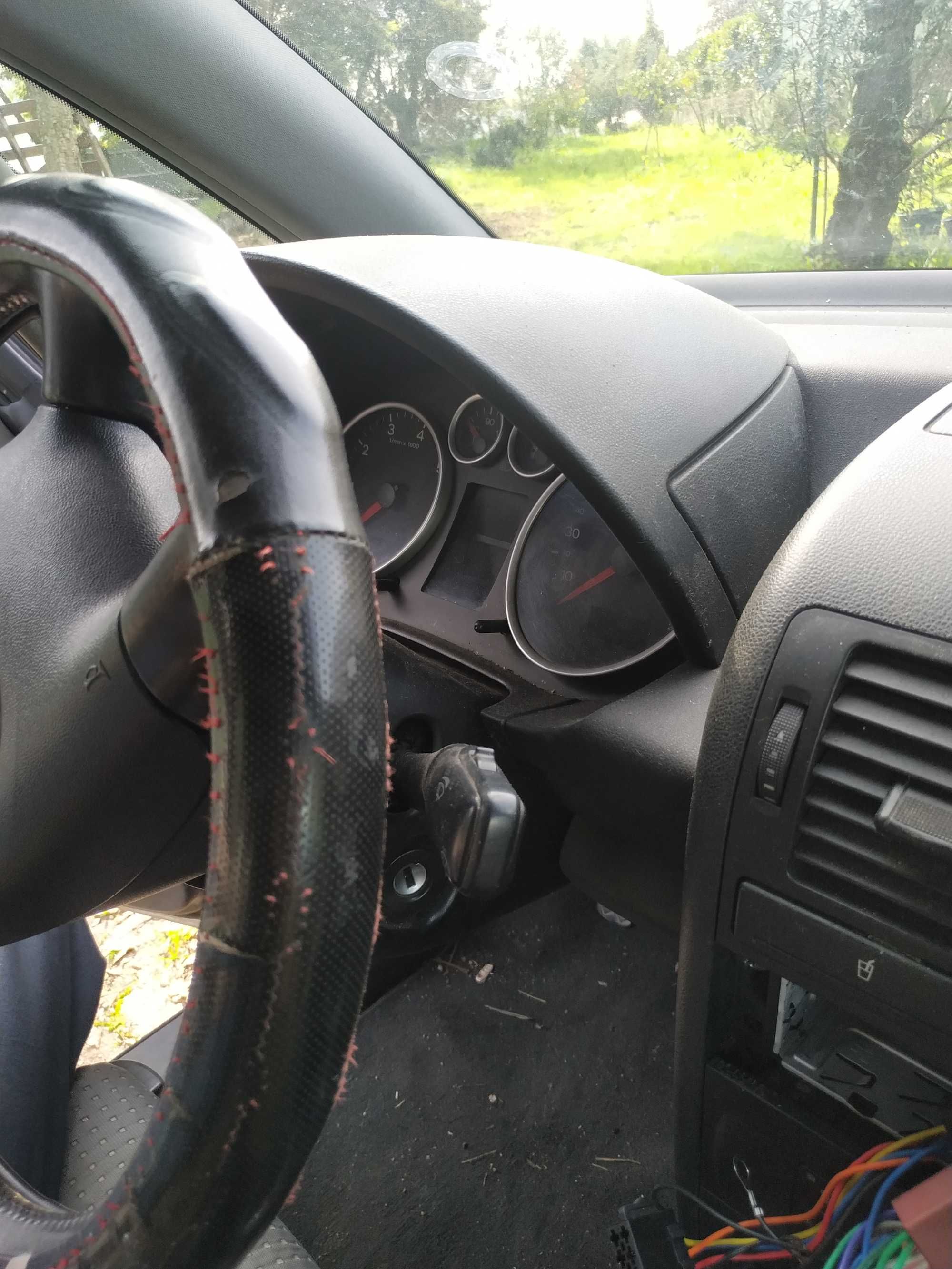 Audi A2 2001 - venda de peças