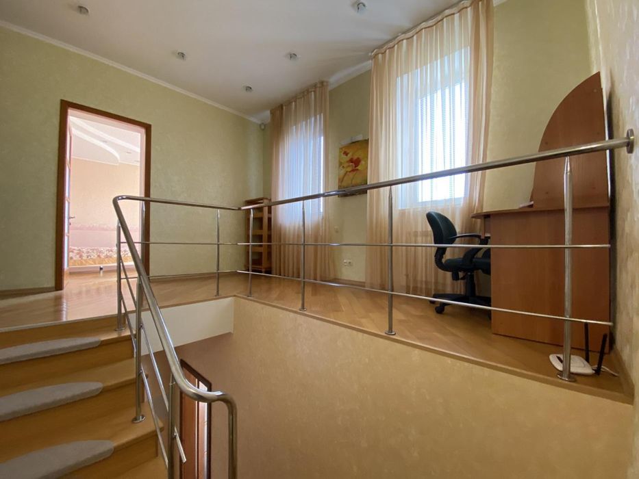 Продажа хозяйского дома в Совиньоне