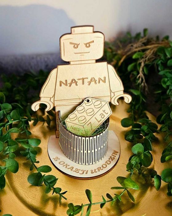 Lego z koszyczkiem na słodycze grawer