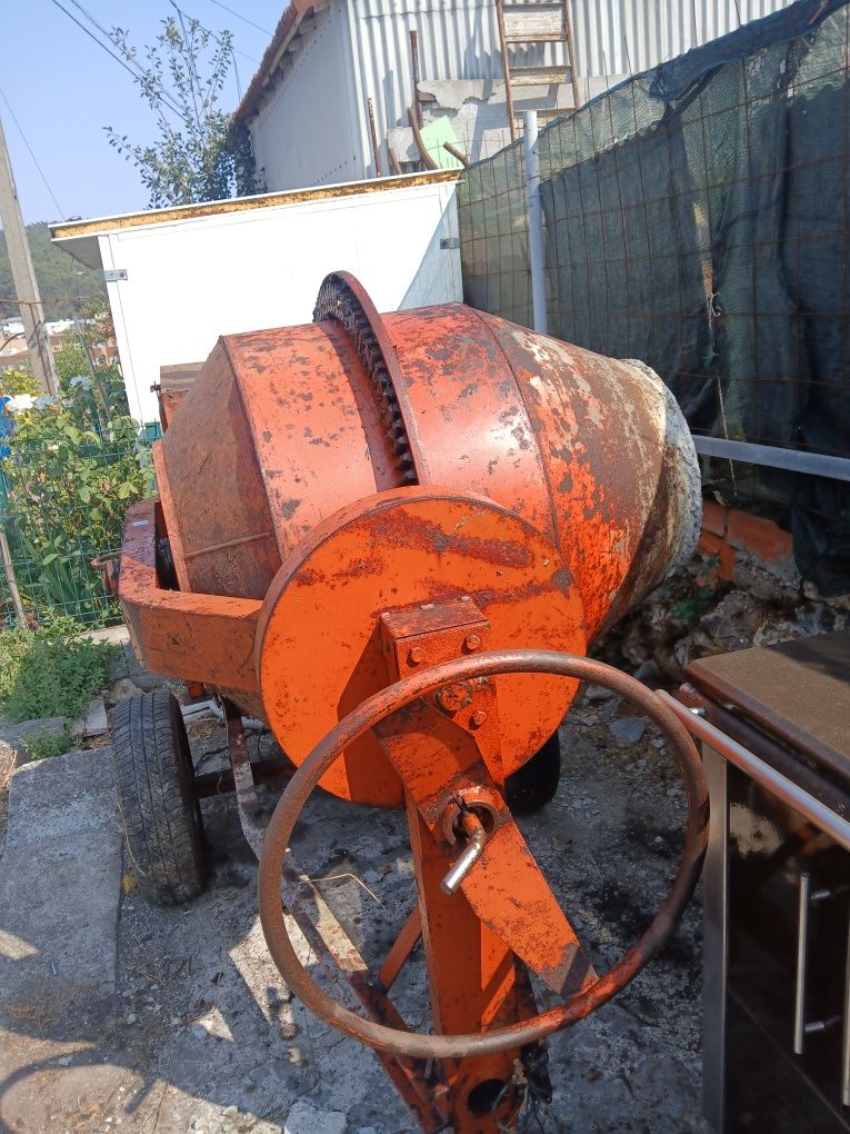 Betoneira 600L monofasica