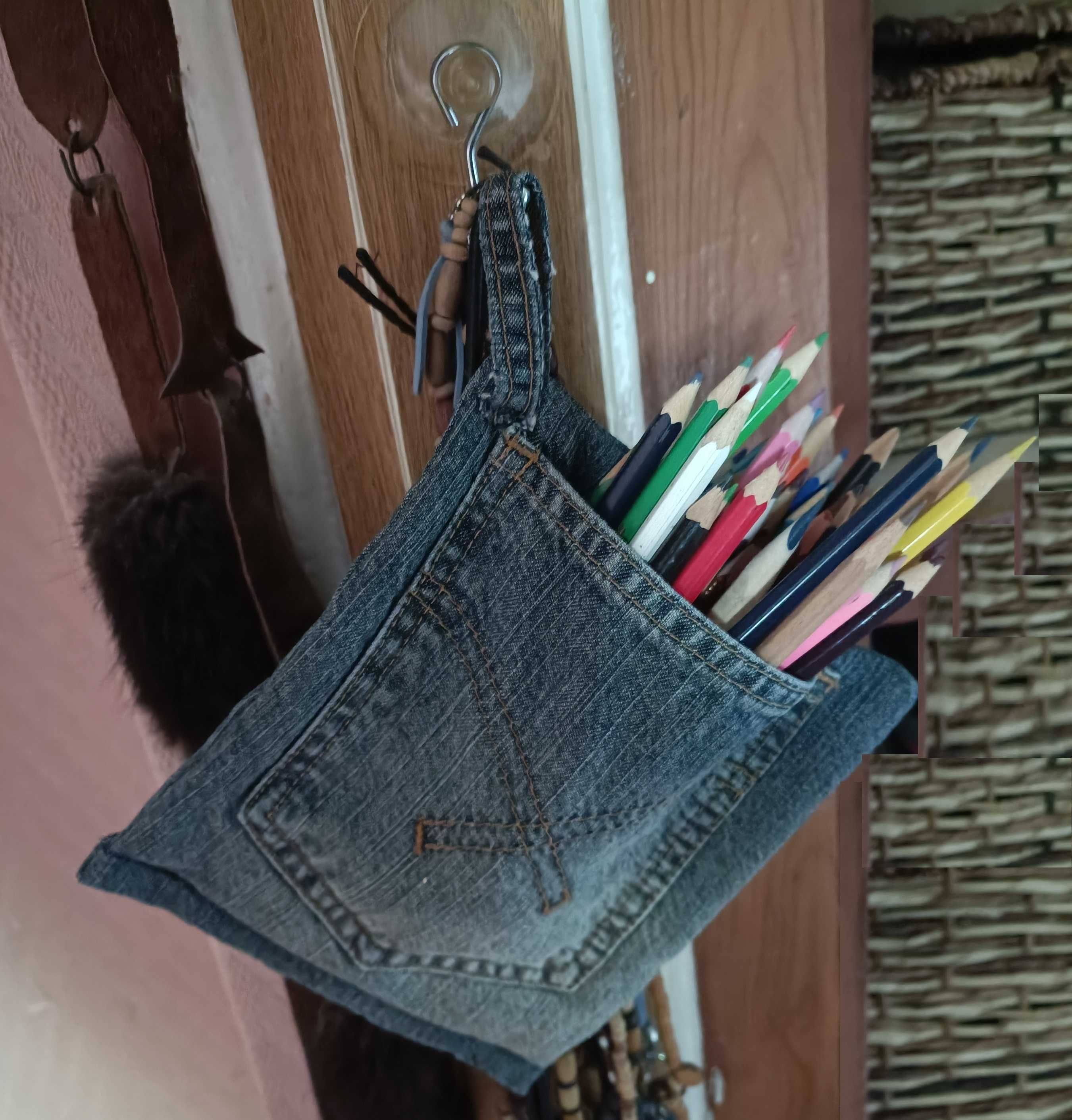 Dżinsowa jeansowa kieszonka organizer na długopisy