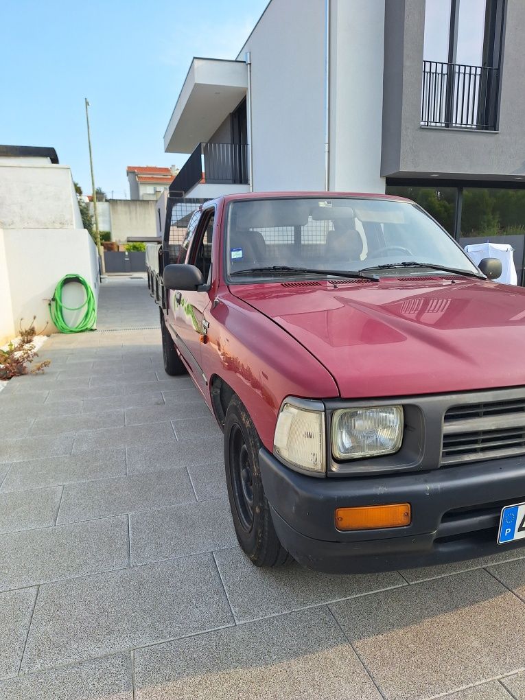 Toyota Hilux 2.4D_1996_235000 km