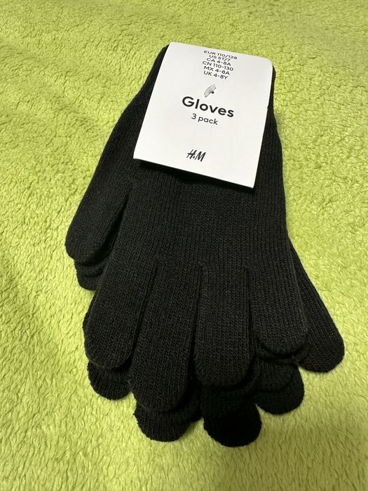 Набір перчаток  ,рукавички фірми hm 4-8