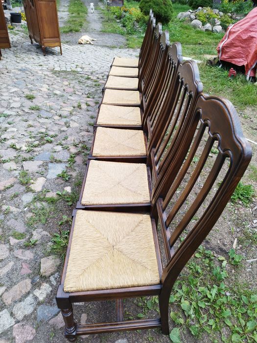 Solidne krzesła 8 sztuk