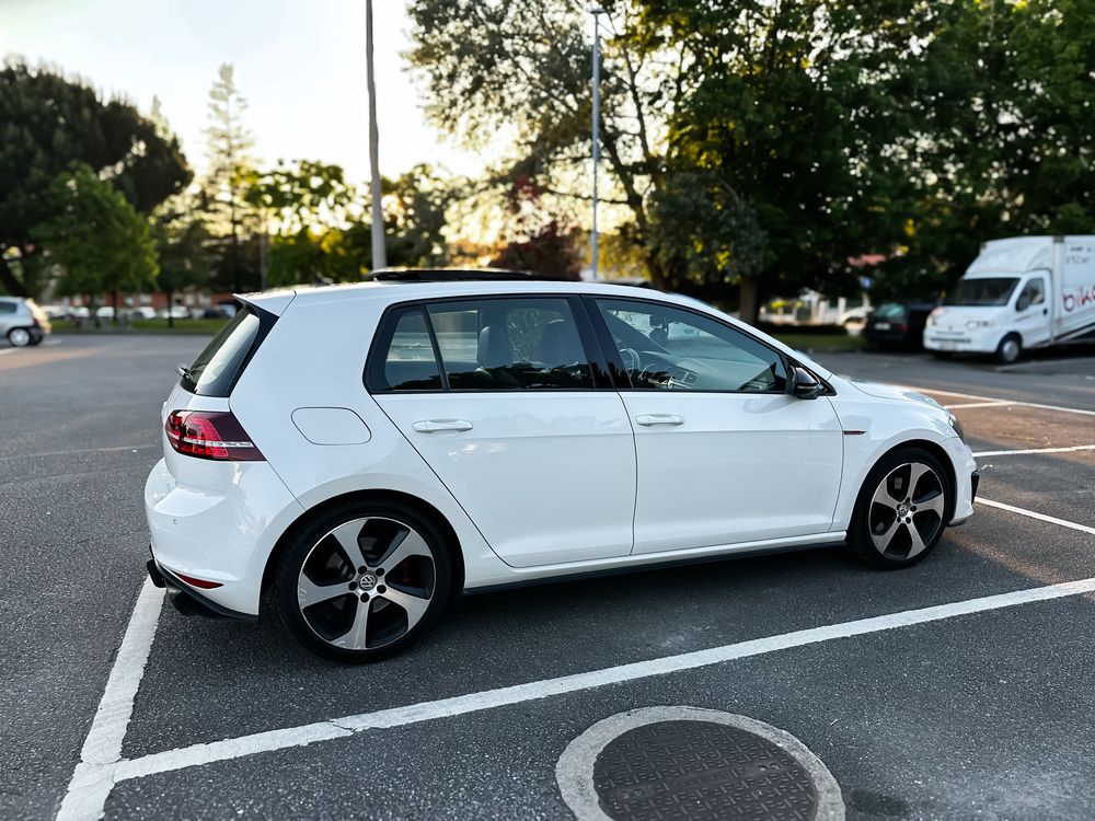 Golf 7 GTI 230cv