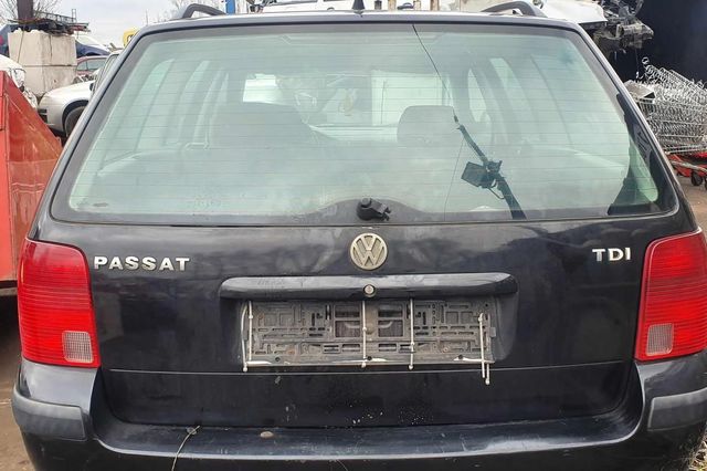 Volkswagen Passat B5 Kombi Klapa Bagażnika