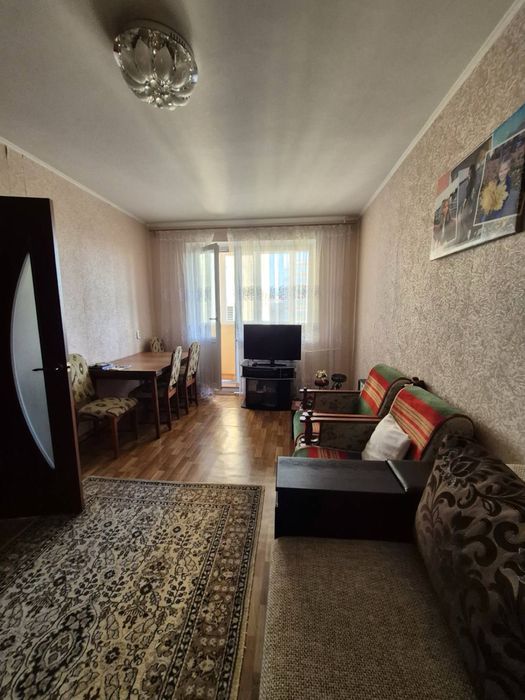 Продам 4х кімнатну квартиру Малікова