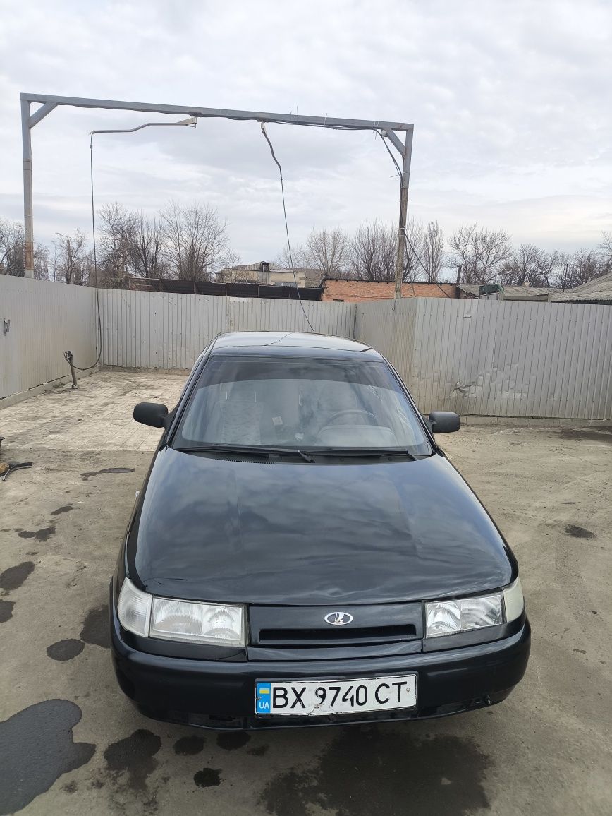 Продаю Ваз 2112.