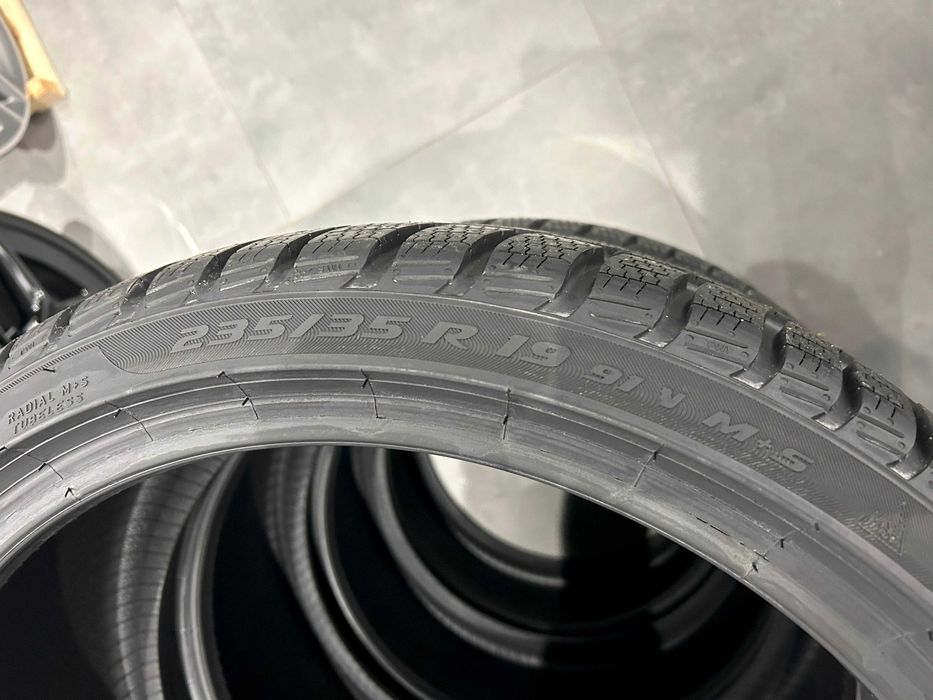 4x 235/35R19 91V Pirelli SottoZero 3 Nowe 2021r *