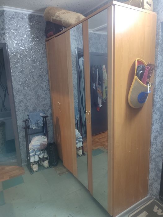 Продам шафу 3000 грн