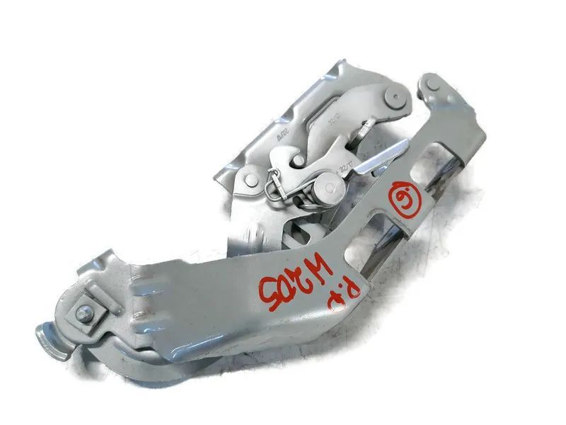 MERCEDES C-KLASA W205 18r ZAWIAS MASKI PRAWY A2058800928